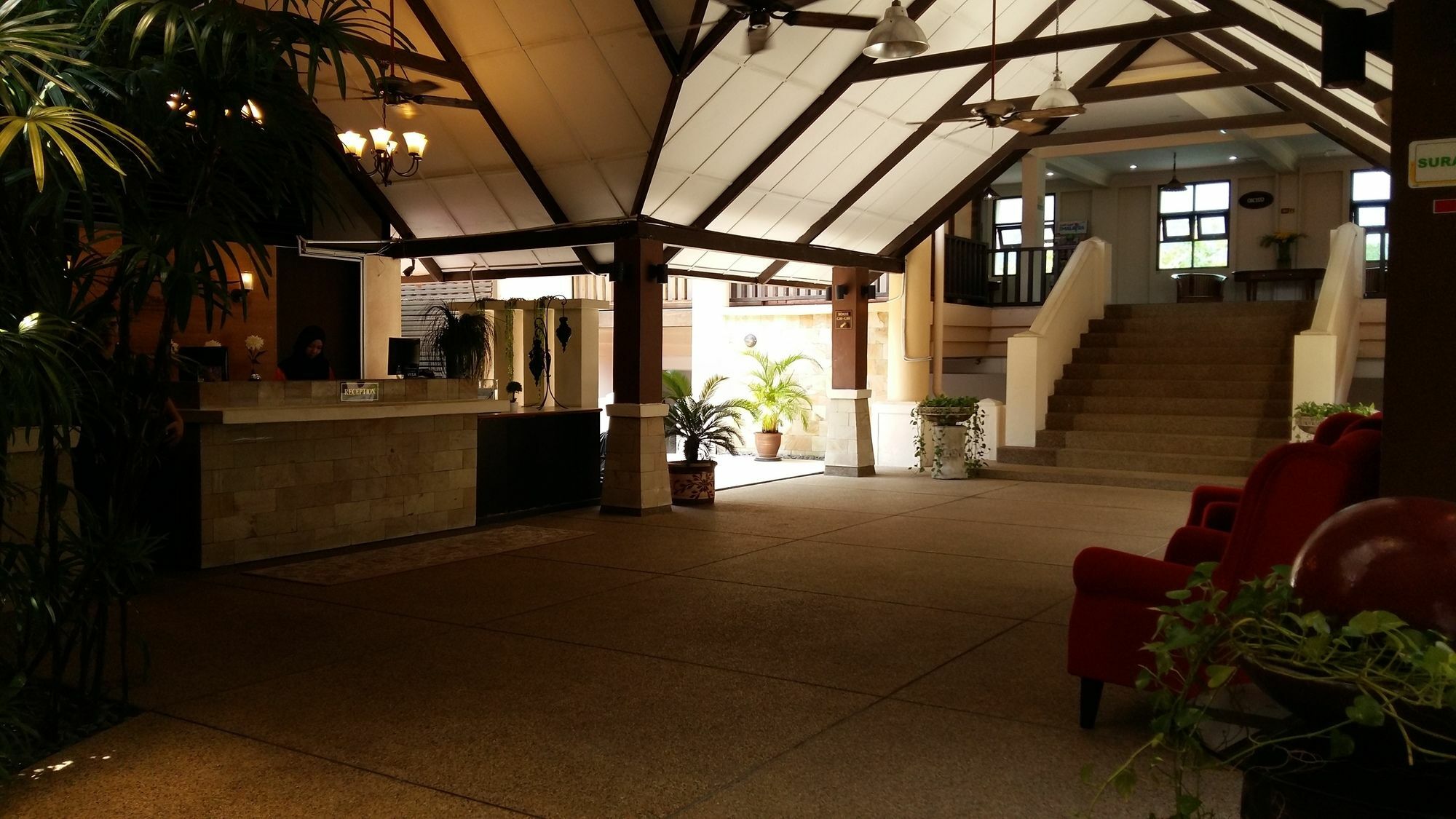 Oyo 1149 Feringghi Hotel Batu Ferringhi Exterior photo